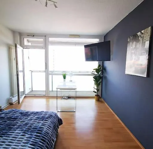 Luftiges Apartment Im Herzen Von Dresden